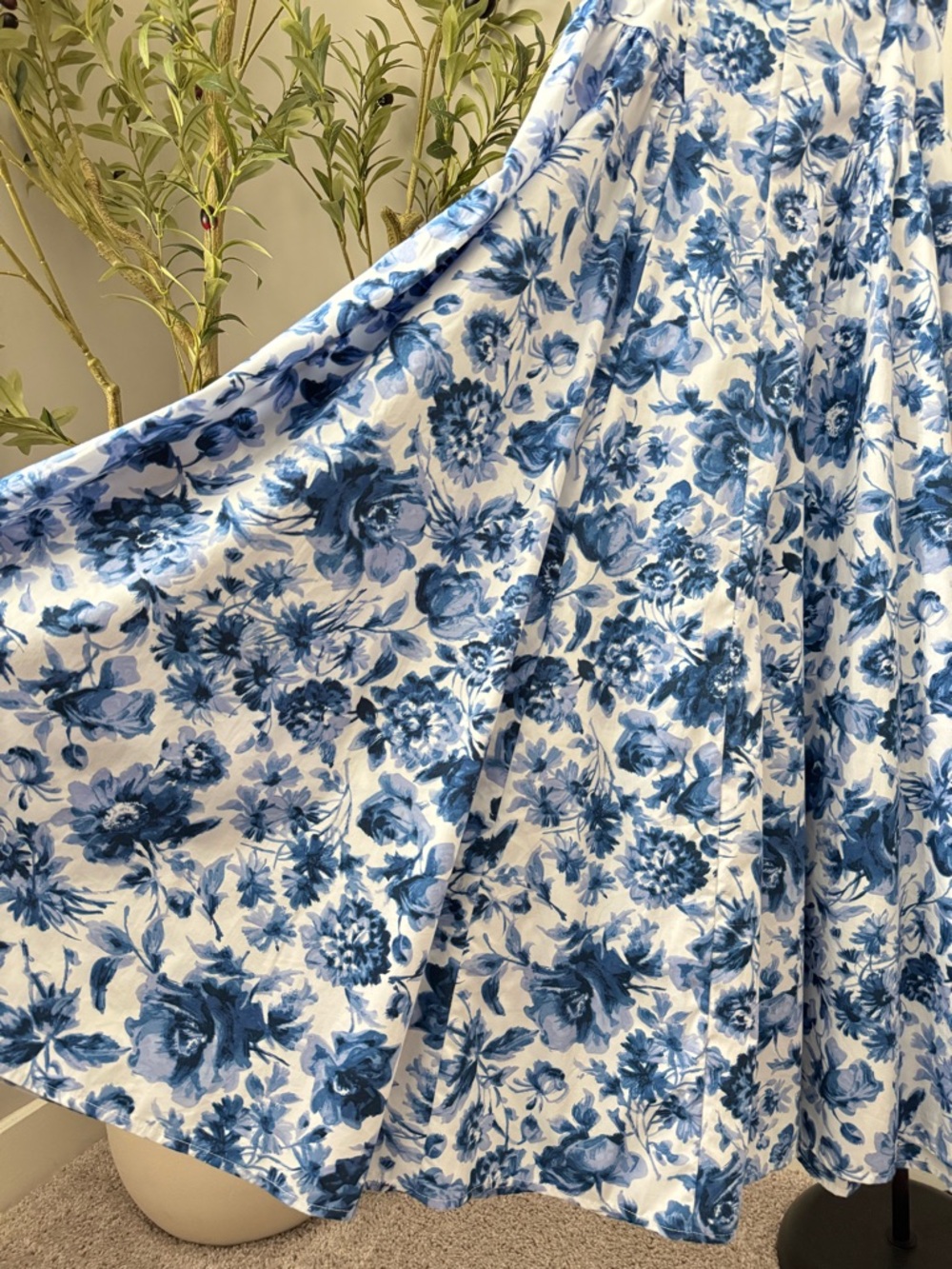 Abercrombie & Fitch Strappy Plunge Corset Maxi Dress - Picture 4 of 10